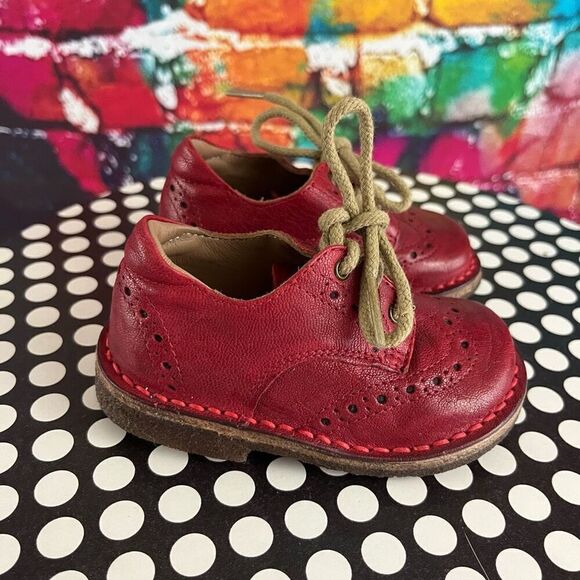 Eureka Red Leather Saddle Shoes Lace Up Size 19 US Size 3 - Picture 1 of 6
